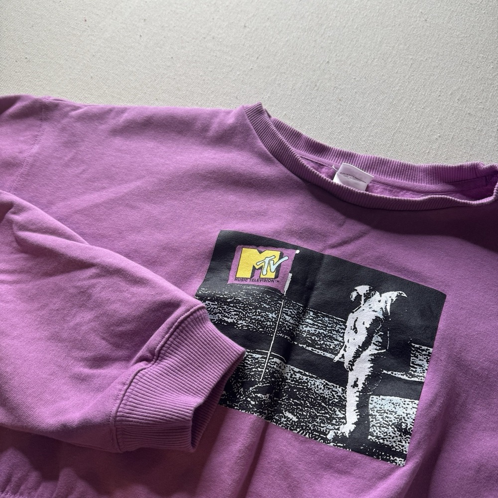 MTV Logo Pink Crop Top Long Sleeve Sweatshirt Womens Size‎ XXL w/ Astronaut